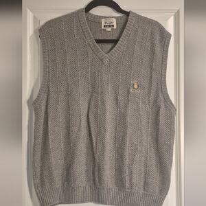 Wrangler Riata Vintage V-Neck Sweater Vest in Light Gray